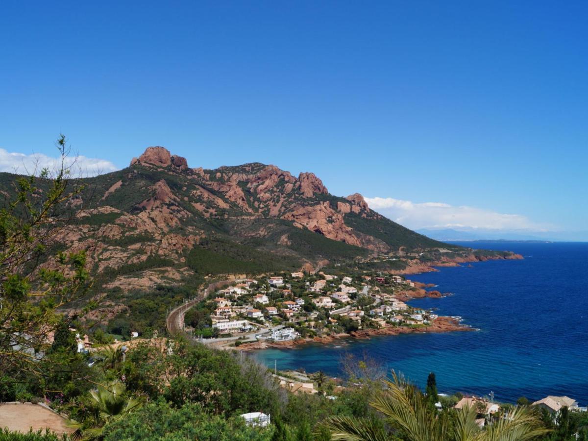 Villa In Antheor With Private Swimming Pool Saint-Raphaël 외부 사진